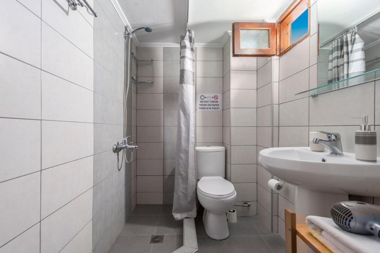 Blooming Memories B Apartment Вурвуру Екстериор снимка